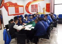 《萬和黨建新動態(tài)》 萬和項管黨支部召開 “不忘初心、牢記使命”專題組織生活會 并開展民主評議黨員會議